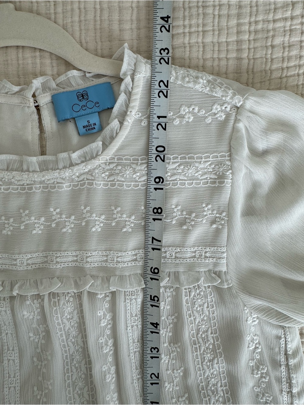 Cece White Blouse Embroidered Lace Ruffle Detail 3/4 Sleeve Size S Boho Chic - Picture 5 of 6
